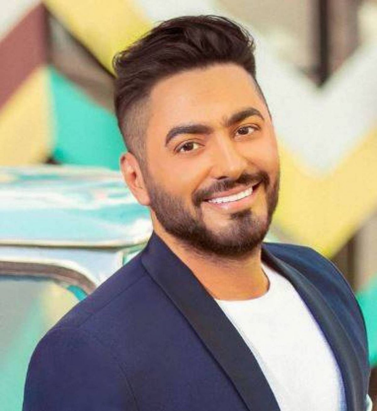 ما قرار تامر حسني بشأن عرض فيلمه الجديد؟