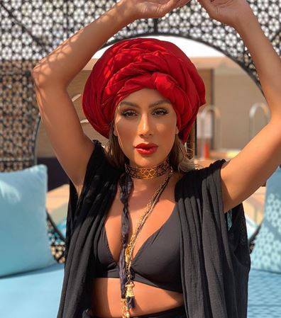 بالفيديو - على طريقة مايا دياب.. عودة هذه الموضة في المكياج لشفاه ممتلئة