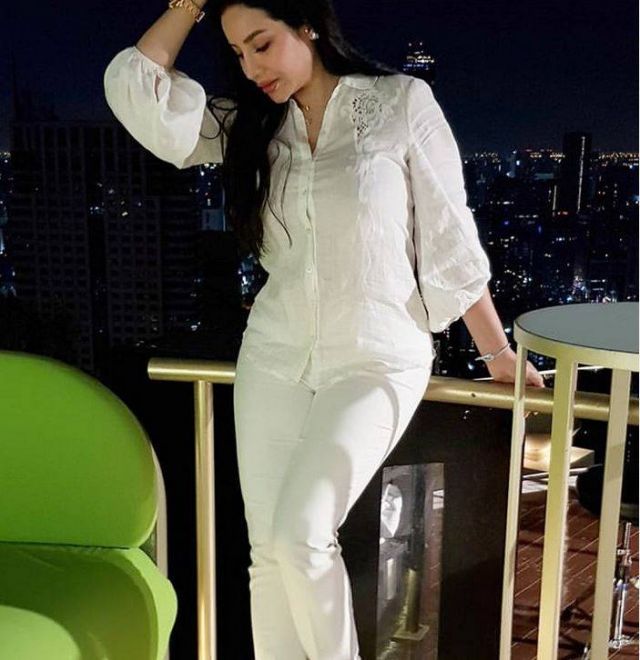 بالفيديو – لجين عمران تشعل المواقع بخوضها هذا التحدي الطريف... ما الذي أخافها؟