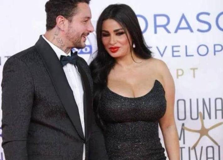 زوجة أحمد الفيشاوي تتذكر حماها الراحل بقصة مؤثرة وتقول: 