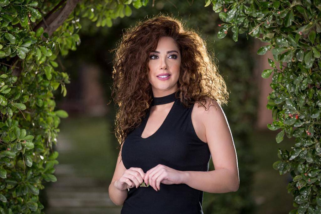 نور صعب تكشف أخيراً اسمها الحقيقي... خمنوا ما هو