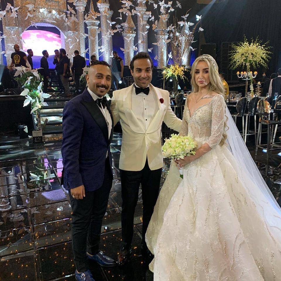 تصريح صادم من مذيع شهير عن فشل زواج أحمد فهمي وهنا الزاهد