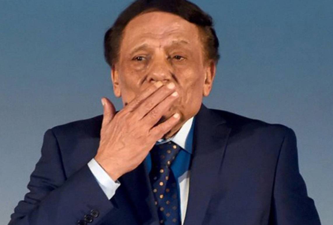 ما الذي منع عادل إمام من حضور افتتاح الجونة للمرة الأولى منذ انطلاقه؟