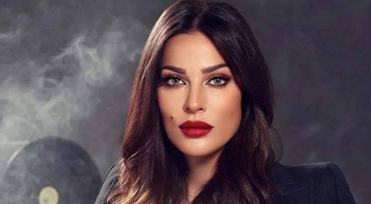 بالصور - نادين نسيب نجيم تتخطى أزمة طلاقها بذكاء.. شاهدوا خطوتها الأولى