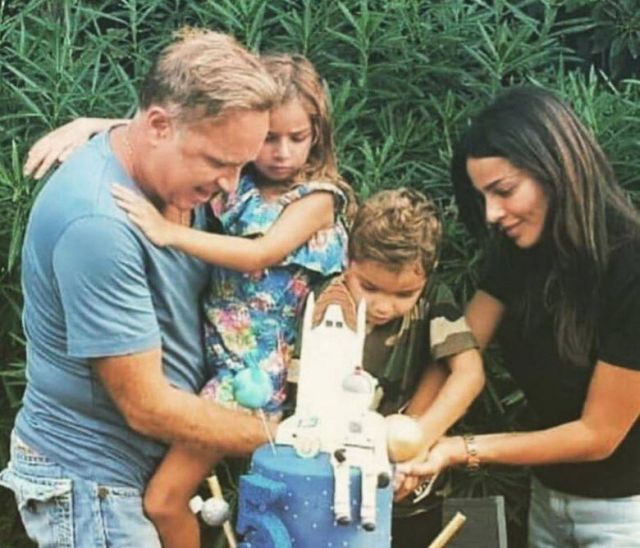 بالصورة – للمرة الأولى ظهور واضح وعلني لأفراد عائلة نادين نسيب نجيم