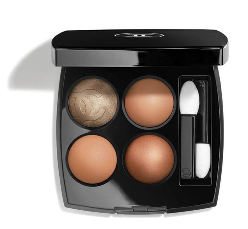 ظلال برونزية لماكياج متلألئ