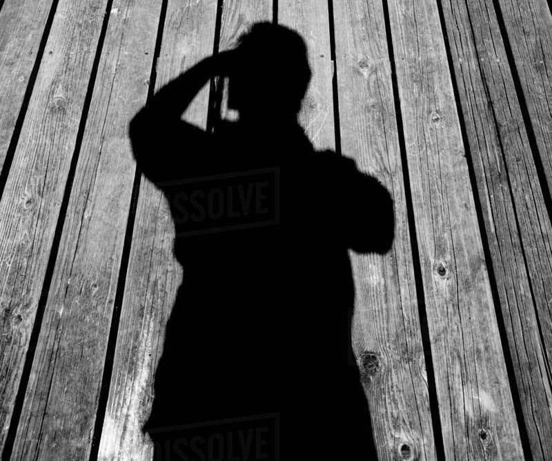 بالصورة – سخرية من ممثل مصري بسبب طريقته في الأكل... حجم الطبق والملعقة صادم
