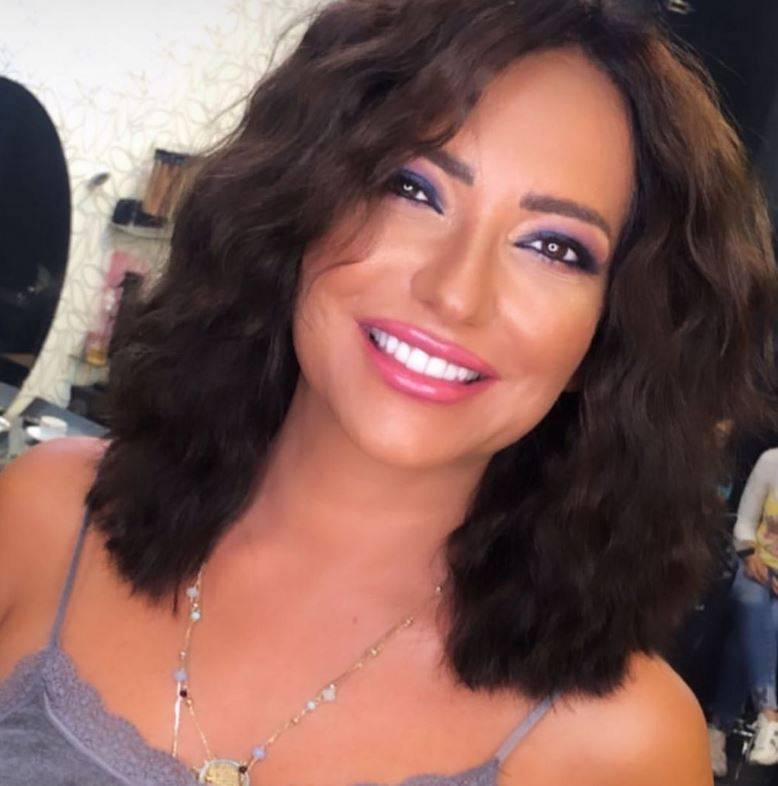 بالصورة – وجه أمل عرفة يحدث ضجة كبيرة... ما السبب؟