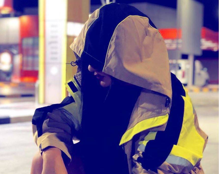بالفيديو – غضب على فنانة خليجية بسبب رفضها لقاء عرب وخليجيين أثناء السفر... ما القصة؟