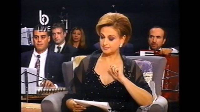 هل تتذكرون الإعلامية اللبنانية مي متى؟ لهذا السبب تعيش الحزن