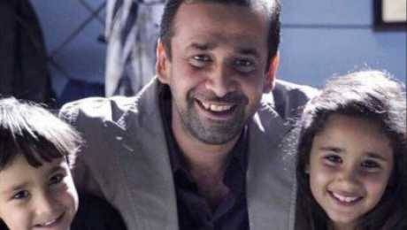 فيديو عفوي لكريم عبد العزيز مع طفليه يشعل المواقع.. شاهدوا جمال ابنته