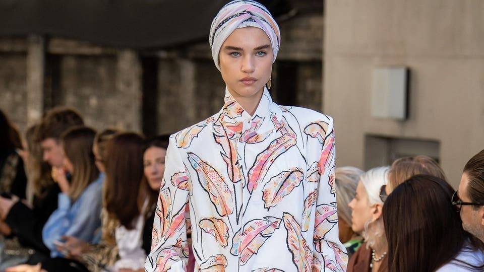 أسبوع لندن للموضة: 10 أفكار لأناقة محتشمة