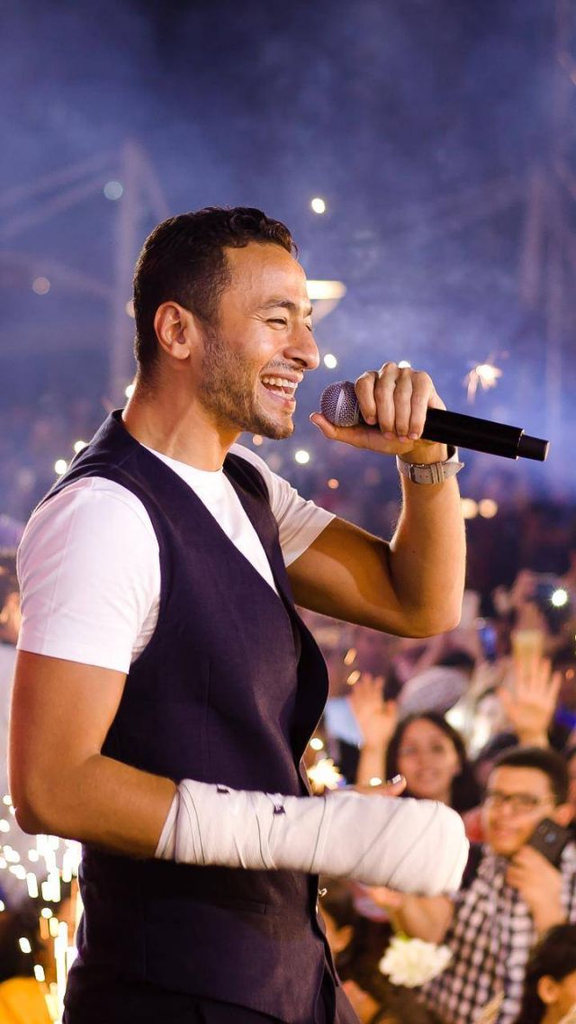 بعد ظهوره بالجبس.. تطورات جديدة في حالة حمادة هلال الصحية