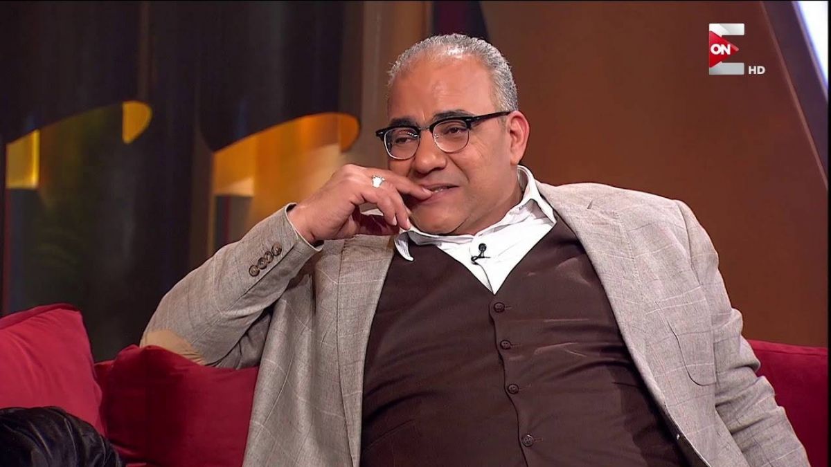 بالفيديو - بيومي فؤاد يروي موقف كوميدي.. هذا ما طلبه من الماكيير