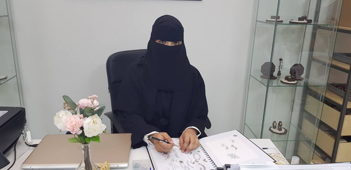 ريهام الحربي 
مزجتُ الأصالة مع الحداثة لتصميم أجمل المجوهرات