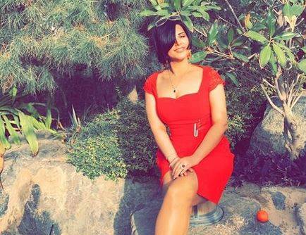 بالصور - بعد ملابسها الجريئة.. شمس الكويتية تثير الجدل بإطلالة غير متوقعة