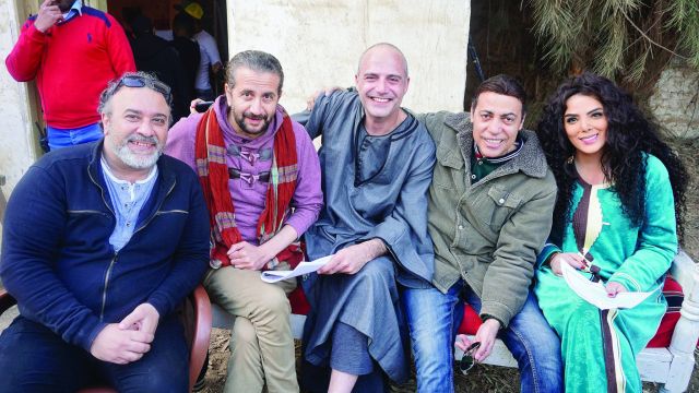 حورية فرغلي مع محمد الغيطي وحازم سمير في كواليس مملكة الغجر حورية فرغلي مع محمد الغيطي وحازم سمير في كواليس مملكة الغجر