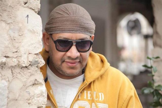 حقيقة زواج عصام كاريكا