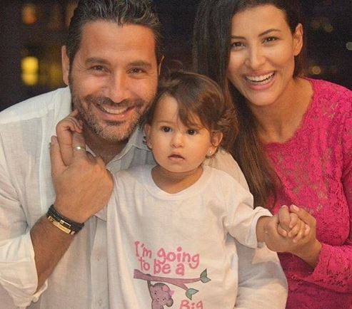 بالفيديو - إبنة ريم السعيدي تقلدها وتصبح حديث السوشيال ميديا بحركاتها قبل النوم