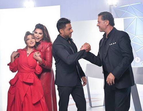 بالفيديو - متسابقة حسناء تنتقم بعد رفضها في 