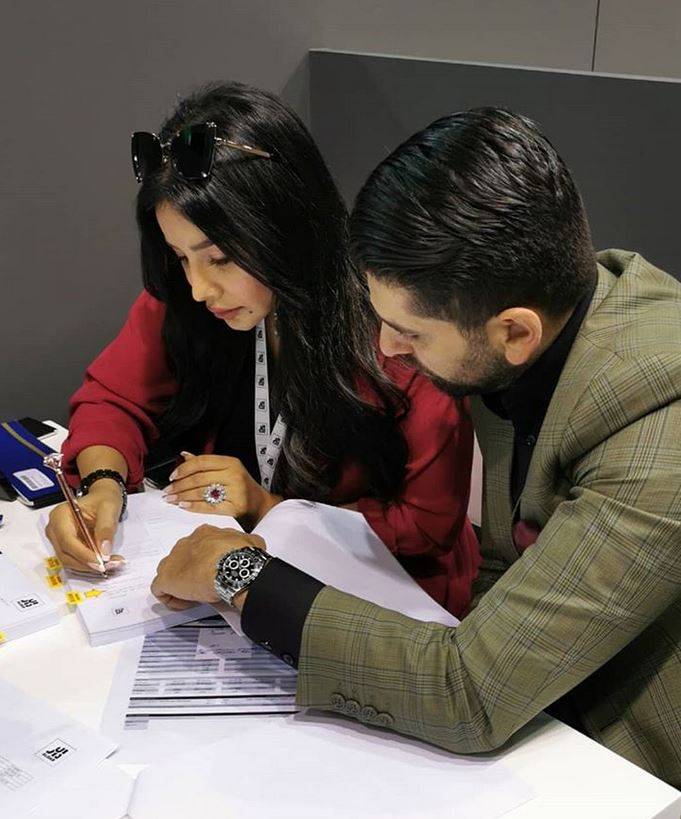 بالصورة – لجين عمران تكشف عملها البعيد عن الإعلام... هذا ما تفعله منذ 10 سنوات
