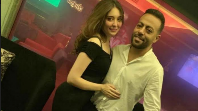 تامر عاشور وخطيبته