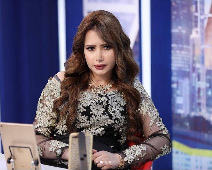 مي العيدان تستغل صورة لنوال الكويتية لتفتح الجبهة معه او تسخر منها؟