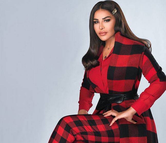 بالصورة – بعد النحافة ماذا فعلت أحلام لتبدو بشرتها شديدة السمرة؟ وما السبب؟