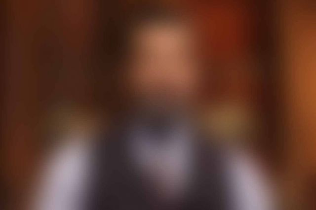 فنان شهير غاضب من مهرجان الجونة: لم تتم دعوتي