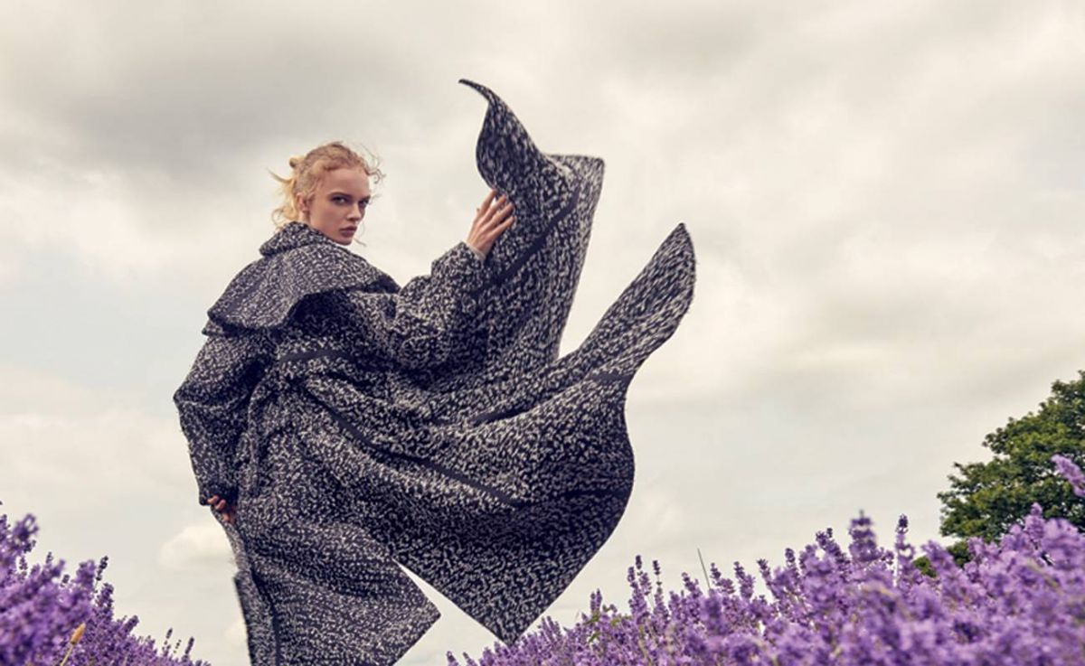 Whimsical Wave
موجة سحرية
مجموعة شانيل للأزياء الجاهزة
لخريف وشتاء 2020/2019 
ومجموعة Coco Neige Capsule