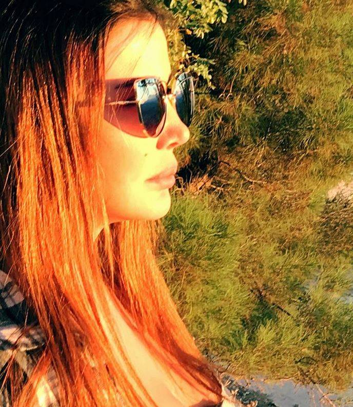 بالصورة – بعد غياب ممثلة سورية تفاجئ الجميع بشكلها... هل ازداد وزنها؟