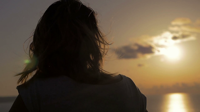 بالفيديو – فاشينيستا خليجية تشتم أشخاصاً تقدموا لخطبتها... ما وصفتهم به صادم