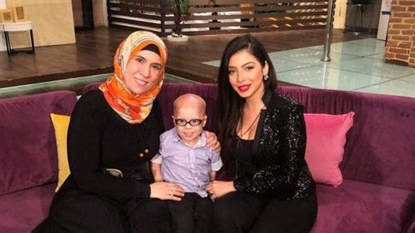 بالفيديو - قصة الطفل آدم الذي تعرض للطرد من الحضانة بسبب مرضه