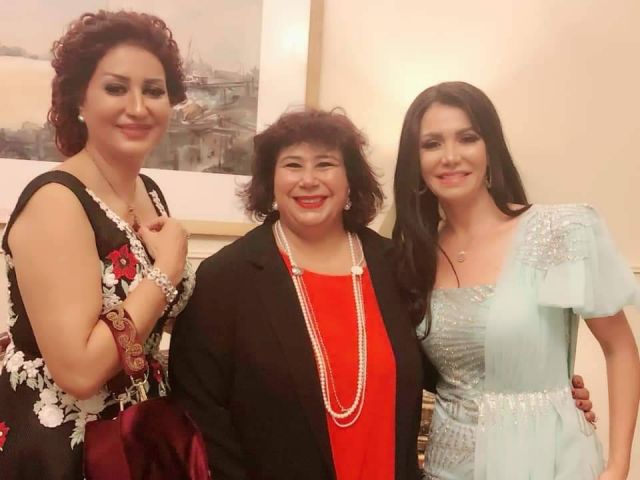 وفاء عامر في مهرجان الإسكندرية