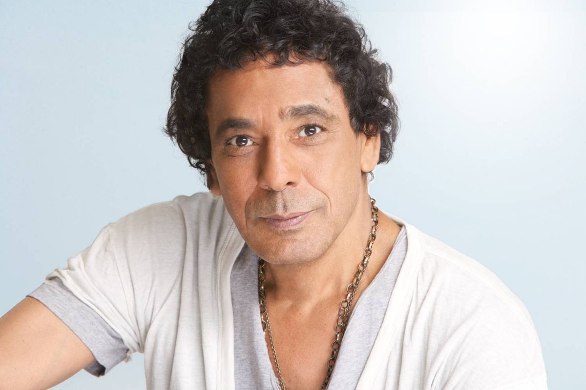 بعد إلغاء حفله.. ما حقيقة تدهور حالة محمد منير الصحية؟