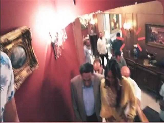 عادل إمام وداليا البحيري في فالنتينو