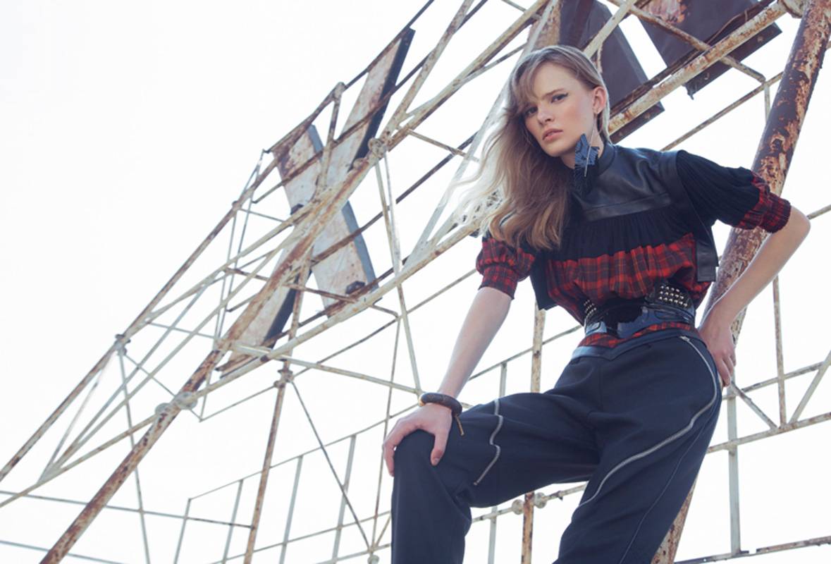 Keeping It Chic
Louis Vuitton
FW2019-2020 
أنيقة دائماً