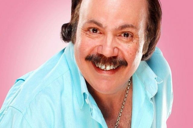 مؤلف يكشف عن موقف إنساني للراحل طلعت زكريا وأسرار مرضه