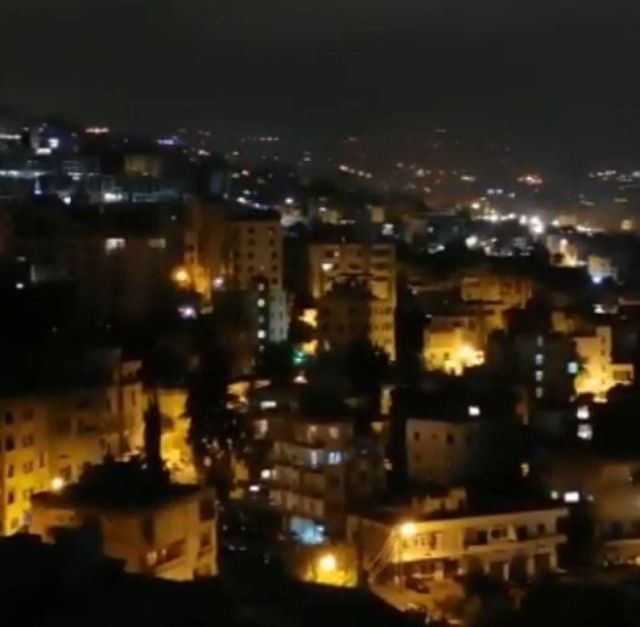 بالفيديو – مهيرة عبد العزيز عالقة في لبنان بسبب التظاهرات وقطع الطرقات