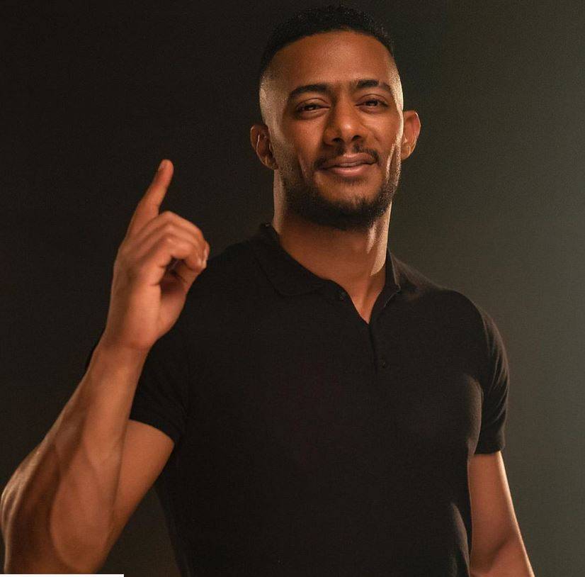 بالفيديو – ممثل مصري قدير يتجاهل محمد رمضان تماماً... لا أعرفه ولم أرَ أعماله
