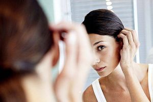 هذا المزيج الطبيعي يعيد لشعرك الأبيض لونه الأساسي من دون ضرر