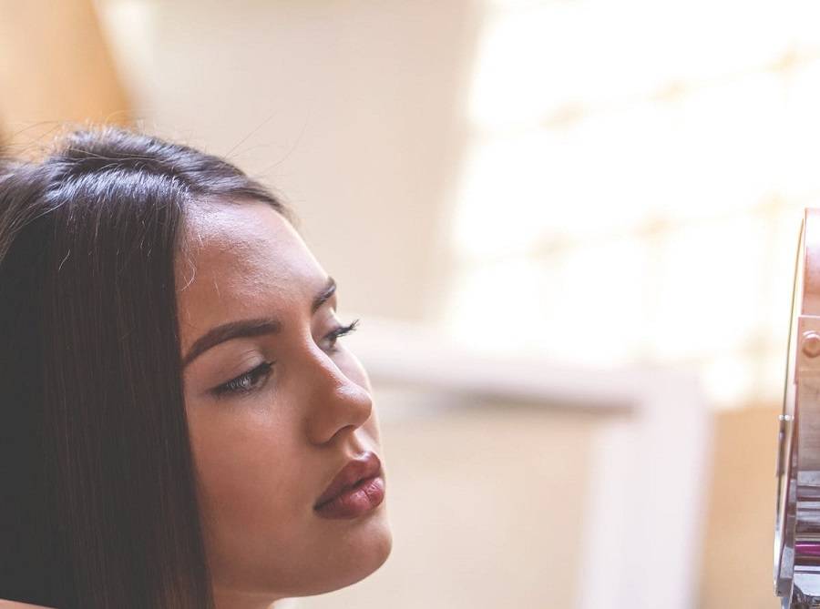 ما المشكلة التي يخلصك منها مزيج تفل القهوة والجبنة البيضاء؟ إليك الإجابة