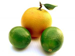 طريقة خسارة الوزن بالليمون الأصفر والأخضر والبرتقال معاً