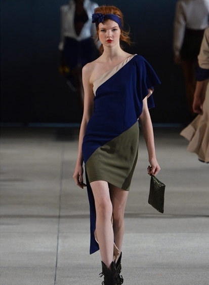 Alexis Mabille من عروض باريس لربيع وصيف <strong>2014</strong>