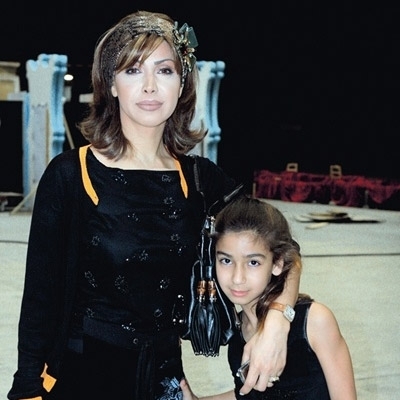 وراء كل طفل أنيق أمّ نجمة...