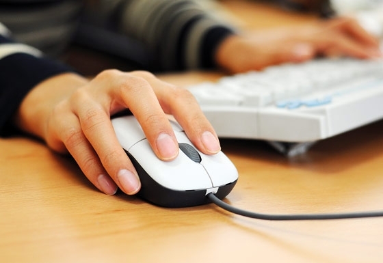 ماذا يقول علماء الدين عنه؟ زواج وطلاق عبر SKYPE