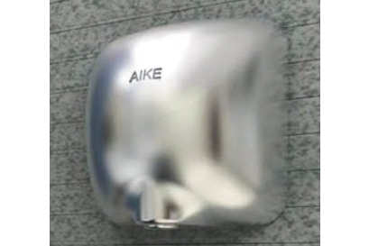 الهواء المجفف لليدين أم المناديل الورقية...؟