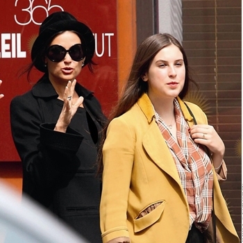 ديمي مور وأشتن كاتشر لا يفترقان