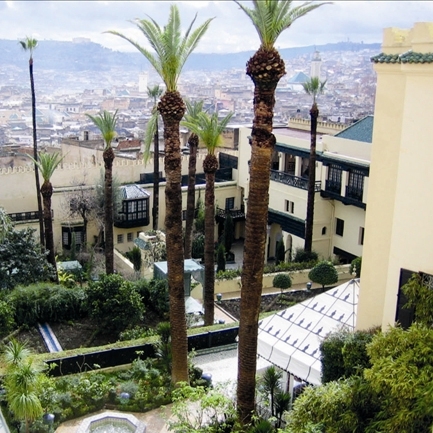 كيف يمضي الفنانون المغاربة إجازاتهم؟