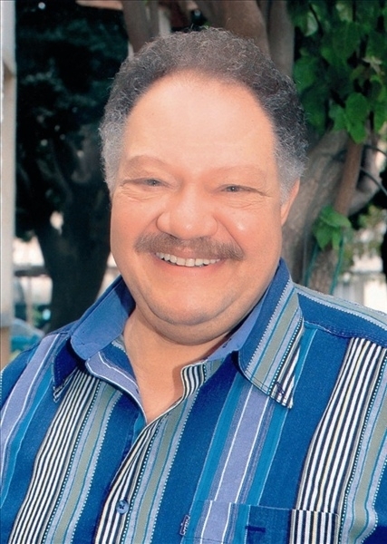 مفاجأة نور الشريف والفخراني